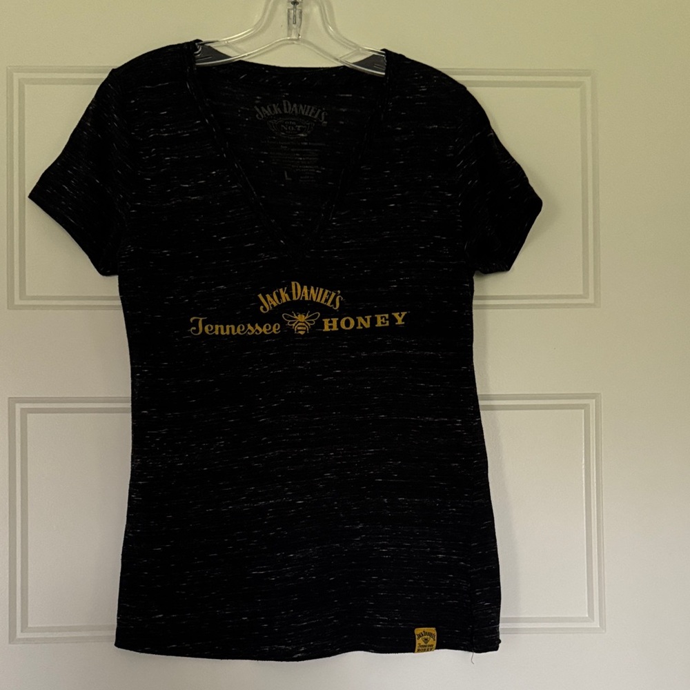 Jack Daniels Tennessee Honey Black V-Neck Women's Tee Large